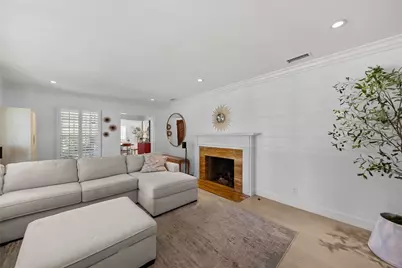 6951 Chisholm, Van Nuys, CA 91406 - Photo 11