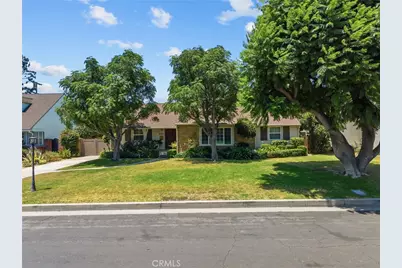 6951 Chisholm, Van Nuys, CA 91406 - Photo 3