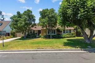6951 Chisholm, Van Nuys, CA 91406 - Photo 3