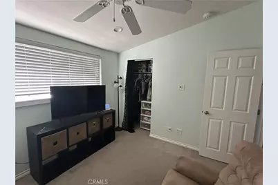 545 E Gainsborough Road, Thousand Oaks, CA 91360 - Photo 23