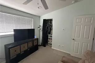 545 E Gainsborough Rd, Thousand Oaks, CA 91360 - Photo 23