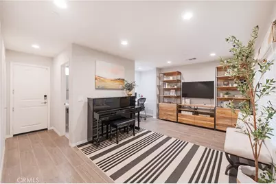 16895 Airport #107, Huntington Beach, CA 92649 - Photo 7