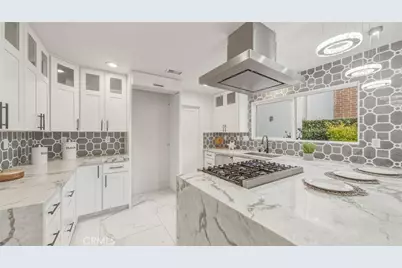 18871 Santa Marta Street, Fountain Valley, CA 92708 - Photo 17