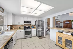 14122 Uxbridge St, Westminster, CA 92683 - Photo 13