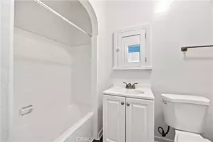 1258 S Woods Ave, Los Angeles, CA 90022 - Photo 9