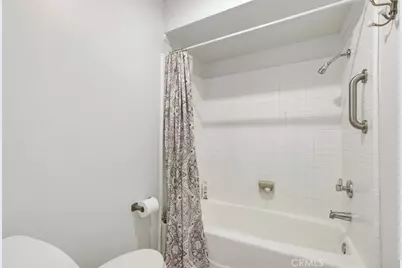 640 S Lake #203, Pasadena, CA 91106 - Photo 25