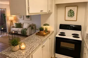 5585 E Pacific Coast Hwy, Long Beach, CA 90804 - Photo 5