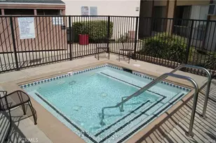 5585 E Pacific Coast Hwy, Long Beach, CA 90804 - Photo 9