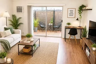 5585 E Pacific Coast Hwy, Long Beach, CA 90804 - Photo 3