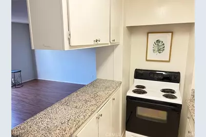 5585 E Pacific Coast Highway #125, Long Beach, CA 90804 - Photo 17