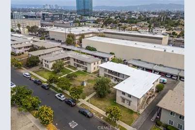 5713 Corbett, Los Angeles, CA 90016 - Photo 9