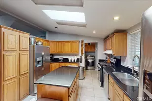 108 Parrot Ln, Fountain Valley, CA 92708 - Photo 5