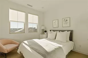 10942 Champions Ln, Cypress, CA 90720 - Photo 23