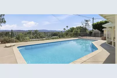 249 Dryden St., Thousand Oaks, CA 91360 - Photo 3