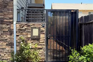 1637 E 5th St, Long Beach, CA 90802 - Photo 29