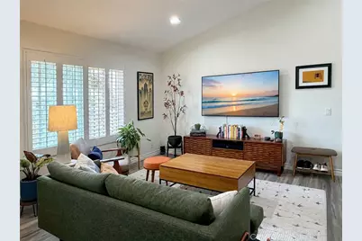 1637 E 5th Street #302, Long Beach, CA 90802 - Photo 5