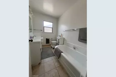 17259 Miller, Fontana, CA 92336 - Photo 5