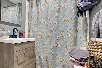 291 W Artesia, Pomona, CA 91768 - Photo 19