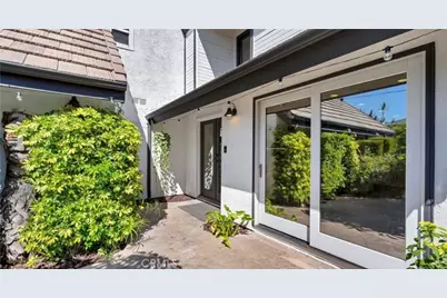 28 Cambridge, Irvine, CA 92620 - Photo 5