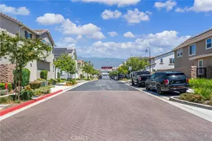 6992 Mallow Dr, Fontana, CA 92336 - Photo 33