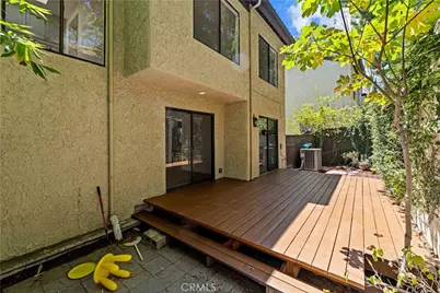 734 Fremont Villas, Los Angeles, CA 90042 - Photo 27