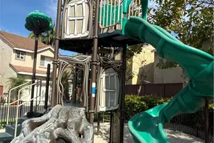 4 Sherrelwood Ct, Aliso Viejo, CA 92656 - Photo 23