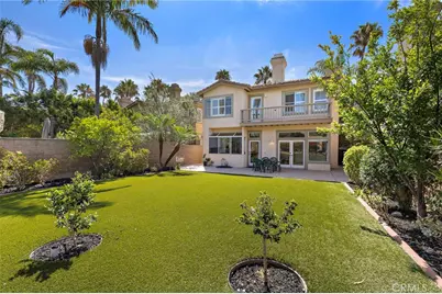 1012 Las Posas, San Clemente, CA 92673 - Photo 3