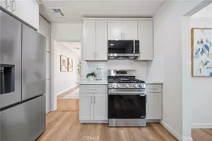 2410 W 70th, Los Angeles, CA 90043 - Photo 19