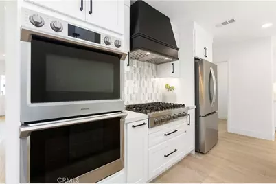 394 Magnolia Street, Costa Mesa, CA 92627 - Photo 13