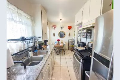 245 W 73rd, Los Angeles, CA 90003 - Photo 25