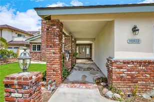 18922 Gregory Ln, Huntington Beach, CA 92646 - Photo 3