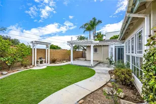 18922 Gregory Ln, Huntington Beach, CA 92646 - Photo 29