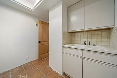 1046 Oro, Laguna Beach, CA 92651 - Photo 7