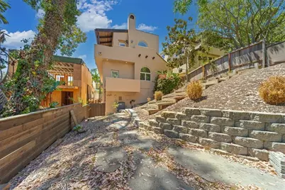 1046 Oro, Laguna Beach, CA 92651 - Photo 39