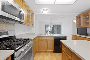 8402 Sunbeam Cir, Huntington Beach, CA 92646 - Photo 13