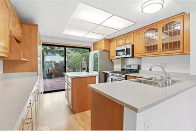 8402 Sunbeam Cir, Huntington Beach, CA 92646 - Photo 5