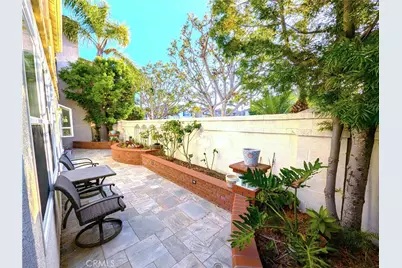 8204 Constantine Drive, Huntington Beach, CA 92646 - Photo 11