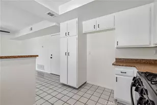 330 King Ct, Hemet, CA 92543 - Photo 15