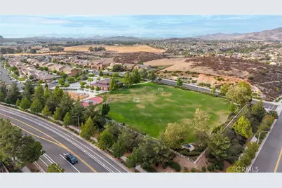 38354 Falcon Court, Murrieta, CA 92563 - Photo 47