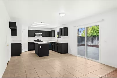38354 Falcon Court, Murrieta, CA 92563 - Photo 11