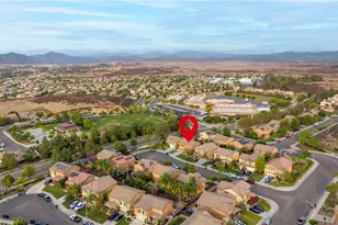 38354 Falcon Ct, Murrieta, CA 92563 - Photo 45