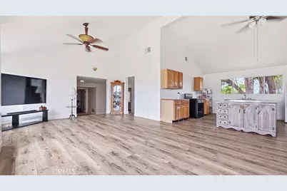 9218 Victoria Avenue, Riverside, CA 92503 - Photo 31