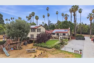 9218 Victoria Avenue, Riverside, CA 92503 - Photo 11