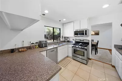 1117 Symeron Court, Perris, CA 92570 - Photo 9