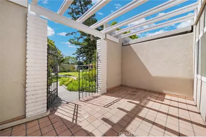 2026 Via Mariposa #C, Laguna Woods, CA 92637 - Photo 3