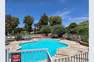 2501 W Sunflower #F4, Santa Ana, CA 92704 - Photo 11