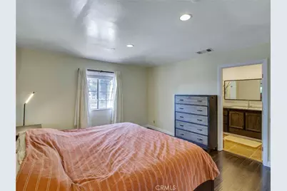 379 N Mentor Avenue #1, Pasadena, CA 91106 - Photo 5