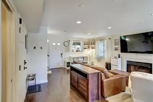 379 N Mentor Ave, Pasadena, CA 91106 - Photo 19