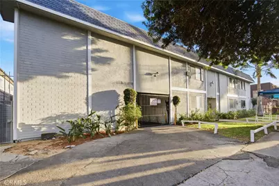 14542 Saticoy, Van Nuys, CA 91405 - Photo 3