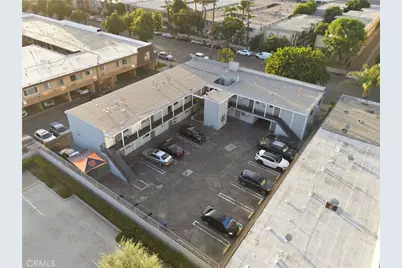 14542 Saticoy, Van Nuys, CA 91405 - Photo 17